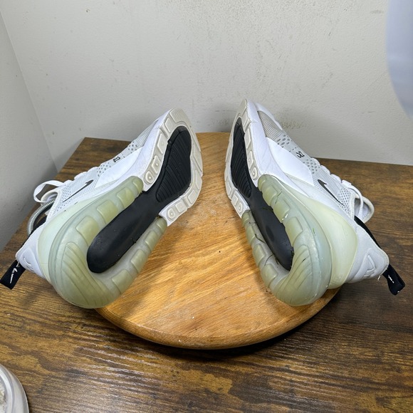 Nike Air Max 270 Mens US 10 White Black Running Casual Sneakers AH8050-100 - Picture 3 of 8